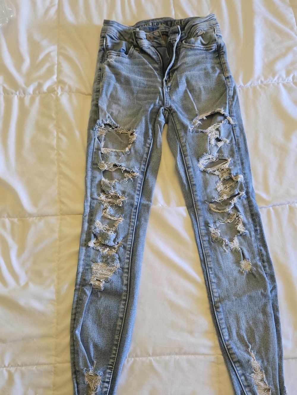 American Eagle Outfitters Light Blue Ripped Skinny Jeans - Women's